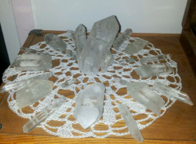 CRYSTAL GRIDS: WHAT ARE THEY?